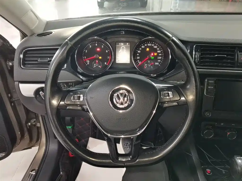 Volkswagen Sagitar 2018 280TSI DSG Comfort