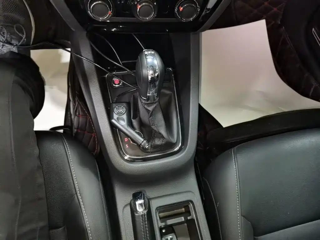 Volkswagen Sagitar 2018 280TSI DSG Comfort