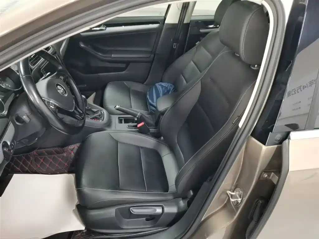 Volkswagen Sagitar 2018 280TSI DSG Comfort