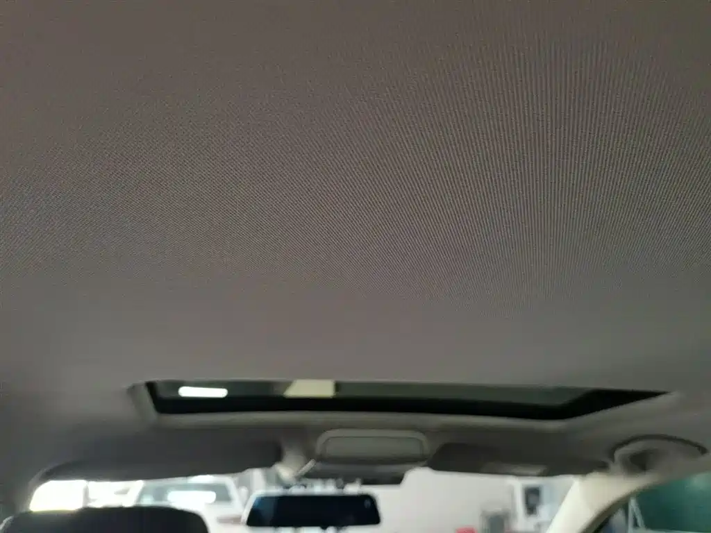 Volkswagen Sagitar 2018 280TSI DSG Comfort