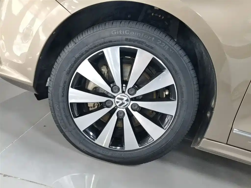 Volkswagen Sagitar 2018 280TSI DSG Comfort