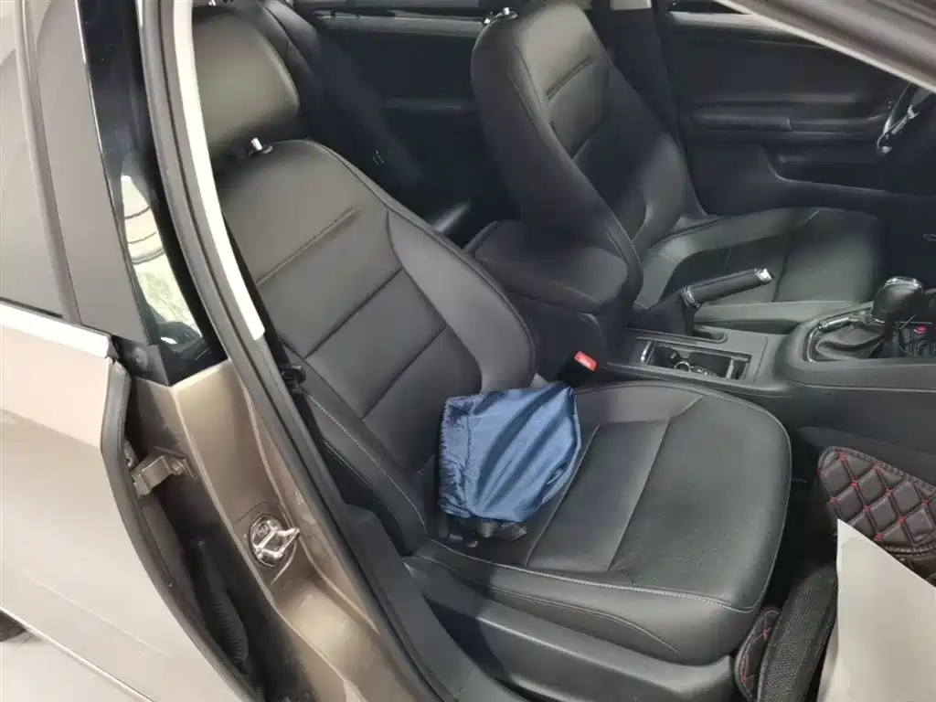 Volkswagen Sagitar 2018 280TSI DSG Comfort