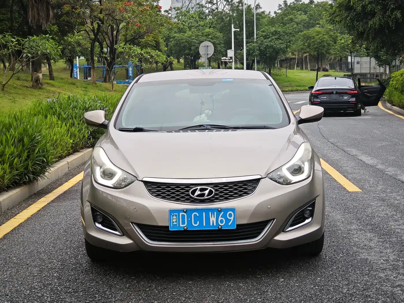 Hyundai Langdong 2016 1.6L Automatic Smart Edition