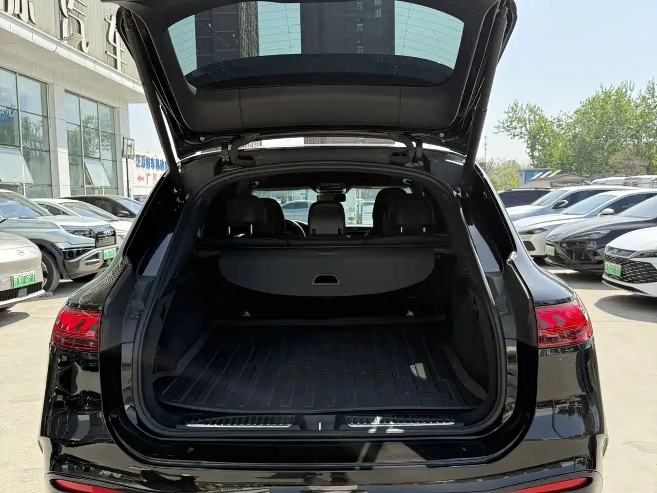 Mercedes-Benz Mercedes-Benz EQS SUV 2023 450 4MATIC Pioneer Edition