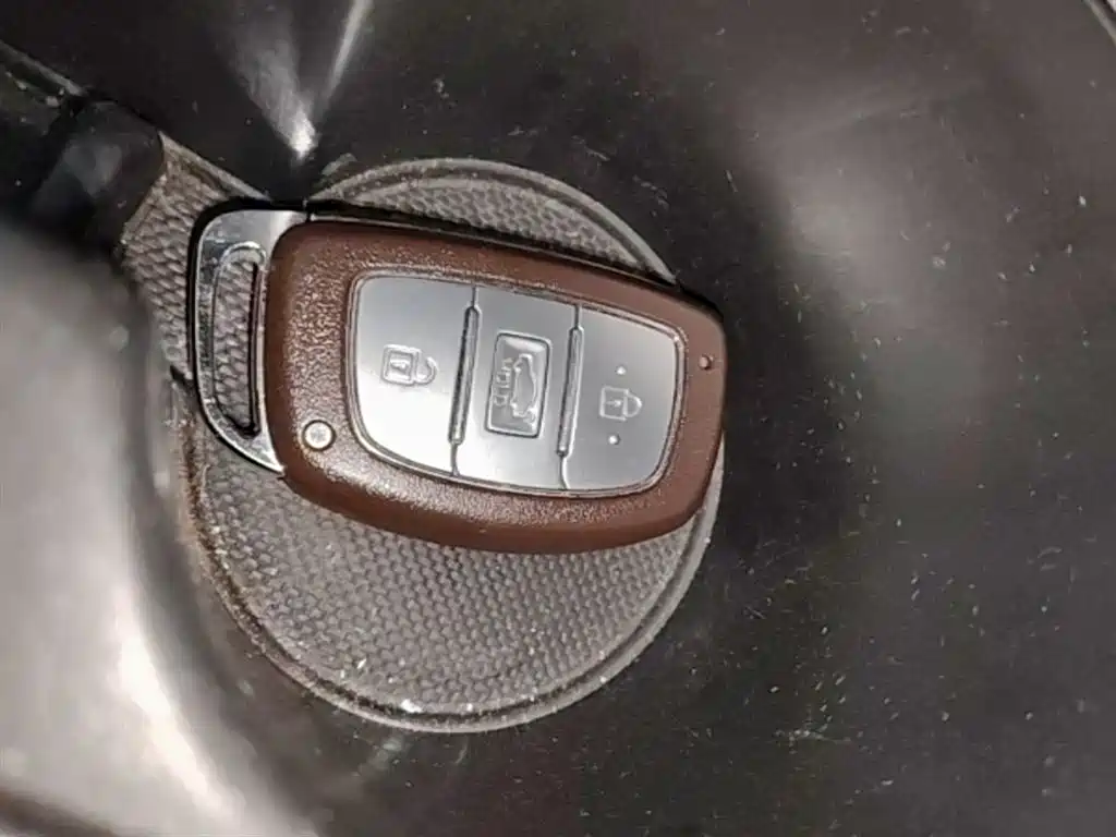 Hyundai Elantra 2016 Model 1.6L Automatic Smart Elite