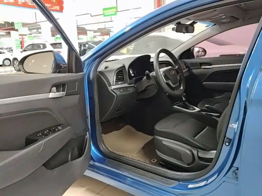 Hyundai Elantra 2016 Model 1.6L Automatic Smart Elite