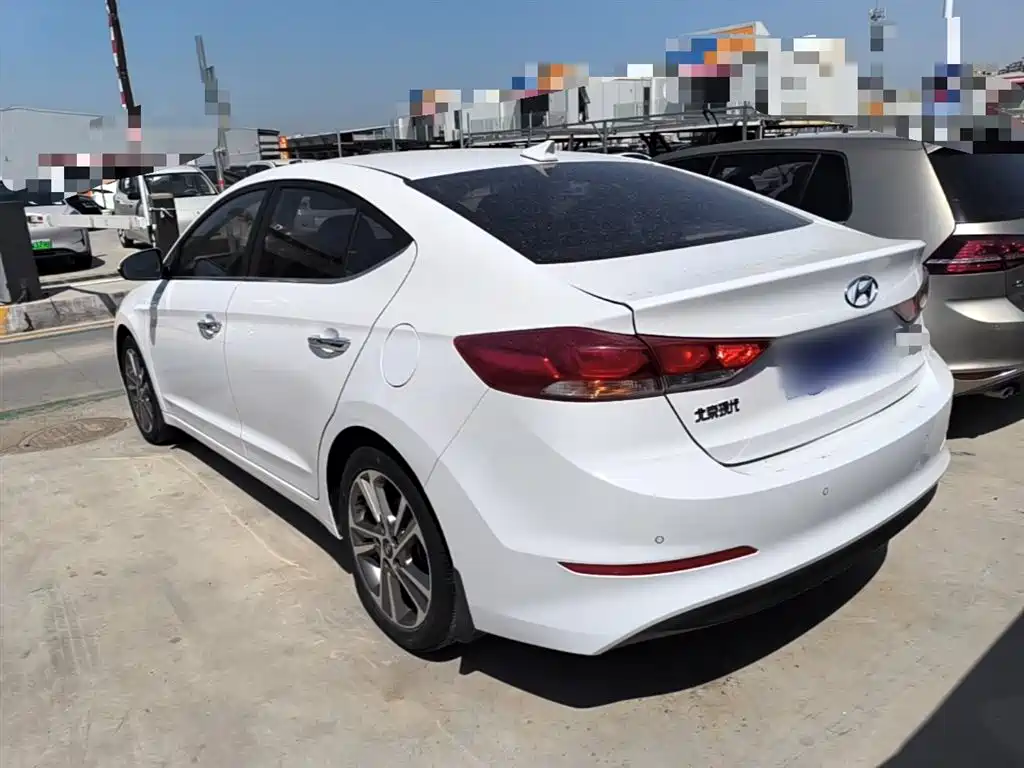 Hyundai Elantra 2016 Model 1.6L Automatic Smart Elite