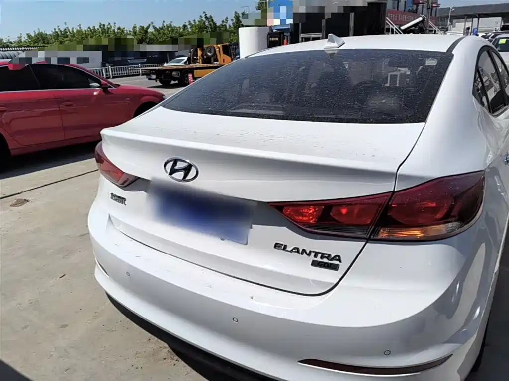 Hyundai Elantra 2016 Model 1.6L Automatic Smart Elite