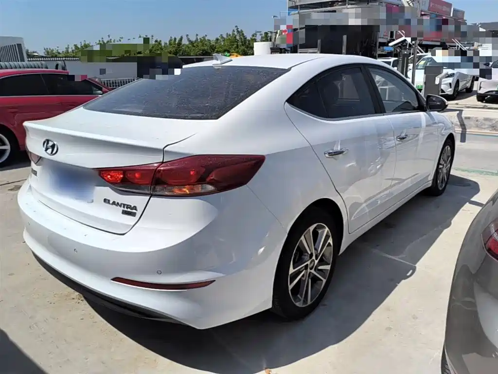 Hyundai Elantra 2016 Model 1.6L Automatic Smart Elite
