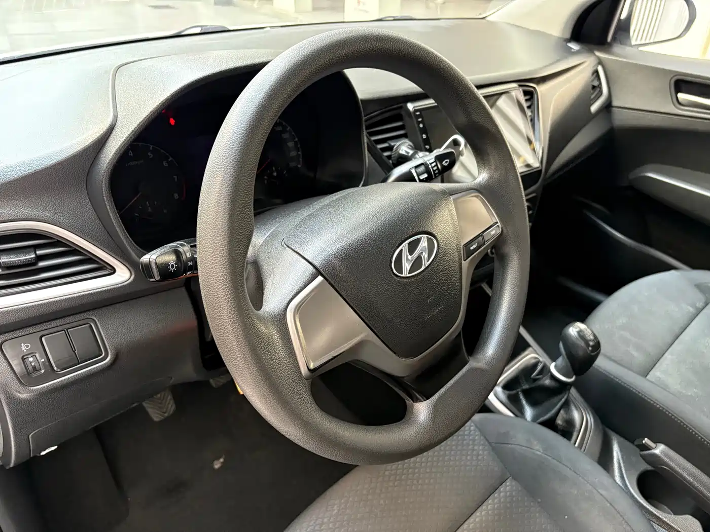 Hyundai Hyundai Verna 2016 1.4L Manual Cool Edition GLS