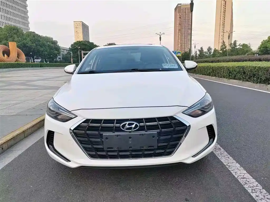 Hyundai Elantra 2020 1.5L CVT Smart Style·Elite