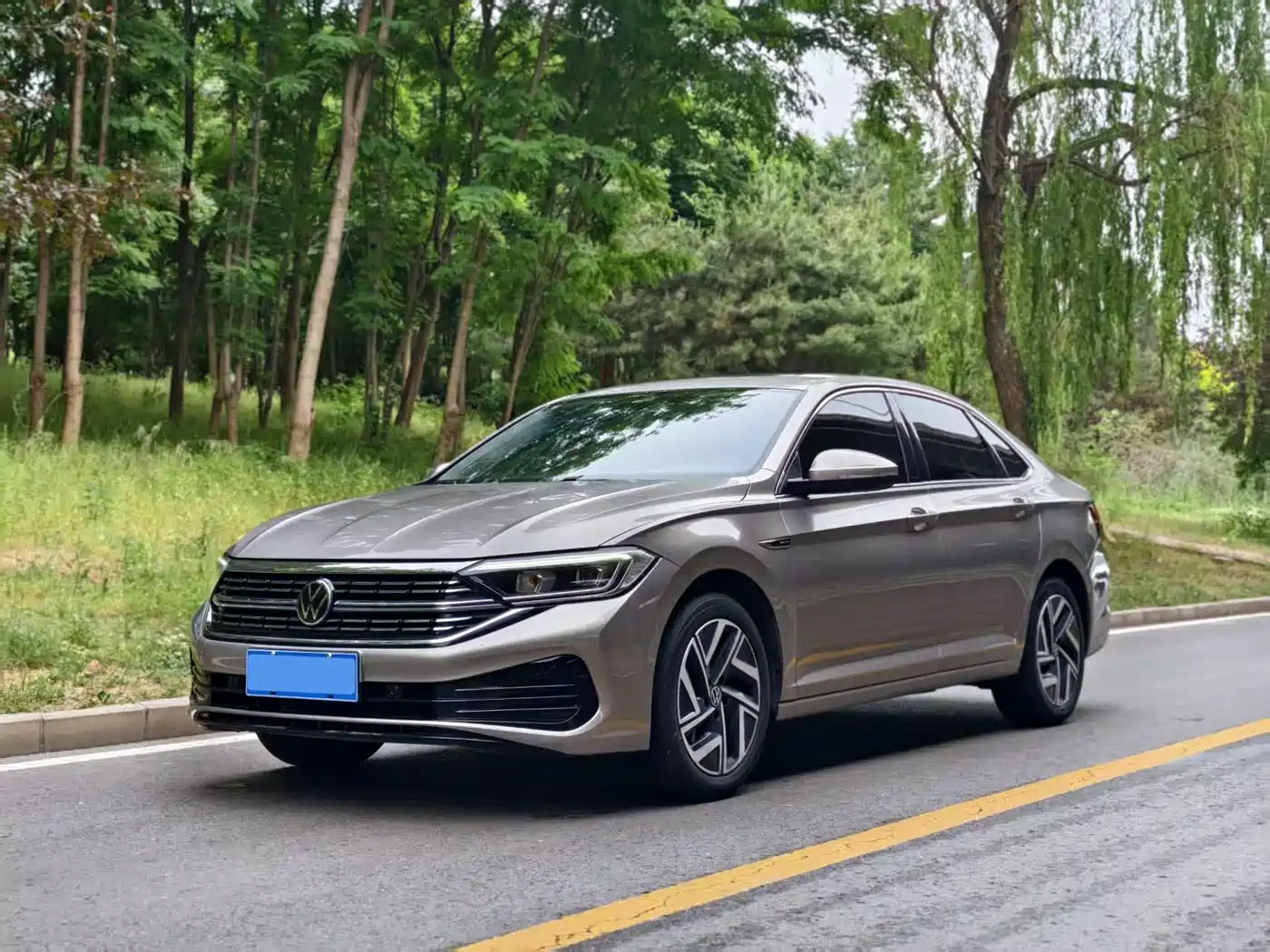 Volkswagen Sagitar 2023 Model Year 200TSI DSG Surpass Edition