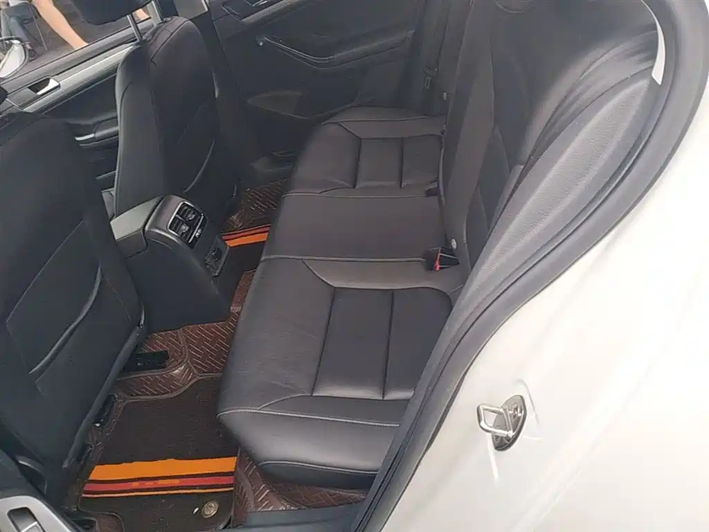 Volkswagen Sagitar 2018 280TSI DSG Comfort