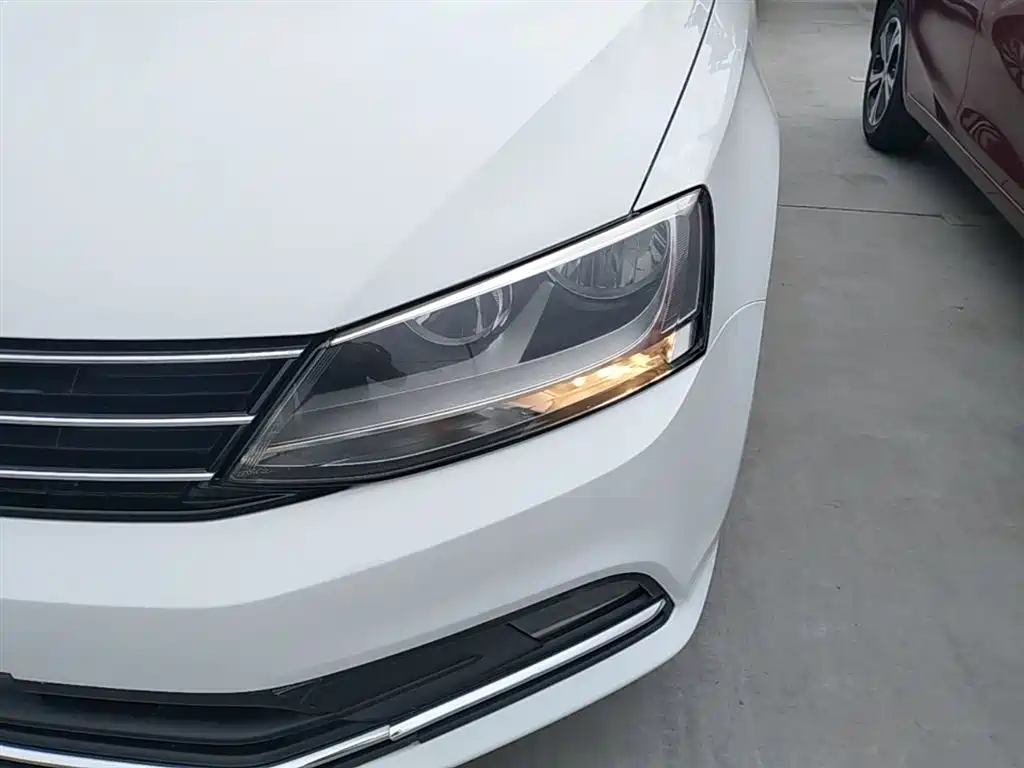 Volkswagen Sagitar 2018 280TSI DSG Comfort