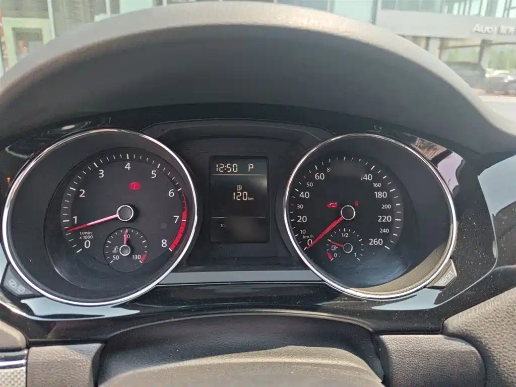Volkswagen Sagitar 2017 230TSI Automatic Comfort