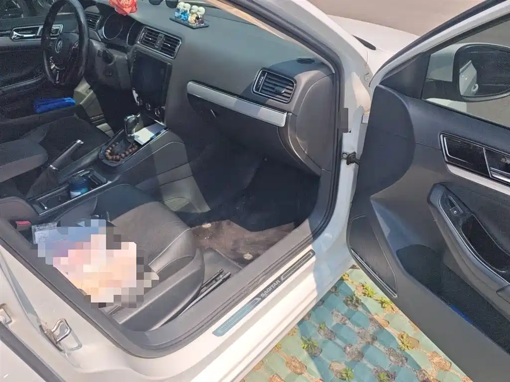 Volkswagen Sagitar 2017 230TSI Automatic Comfort