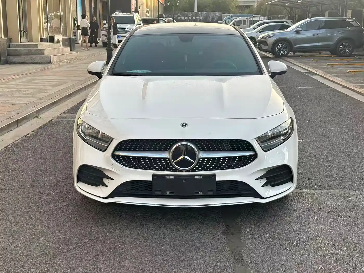 Mercedes-Benz Mercedes-Benz A-Class 2021 A 180 L Sports Sedan