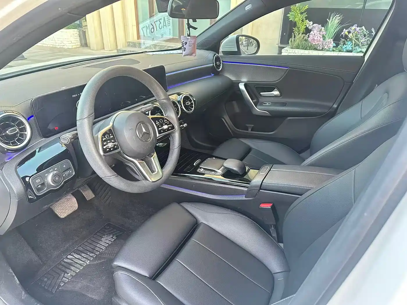 Mercedes-Benz Mercedes-Benz A-Class 2021 A 180 L Sports Sedan