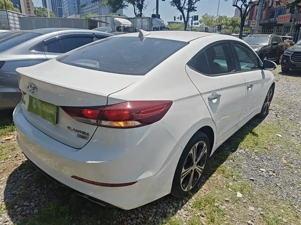 Hyundai Elantra 2018 1.4T DCT Dynamic·Vitality Model