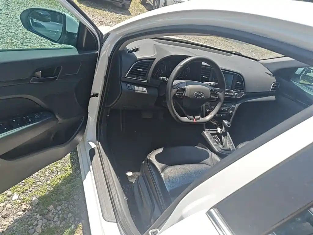Hyundai Elantra 2018 1.4T DCT Dynamic·Vitality Model