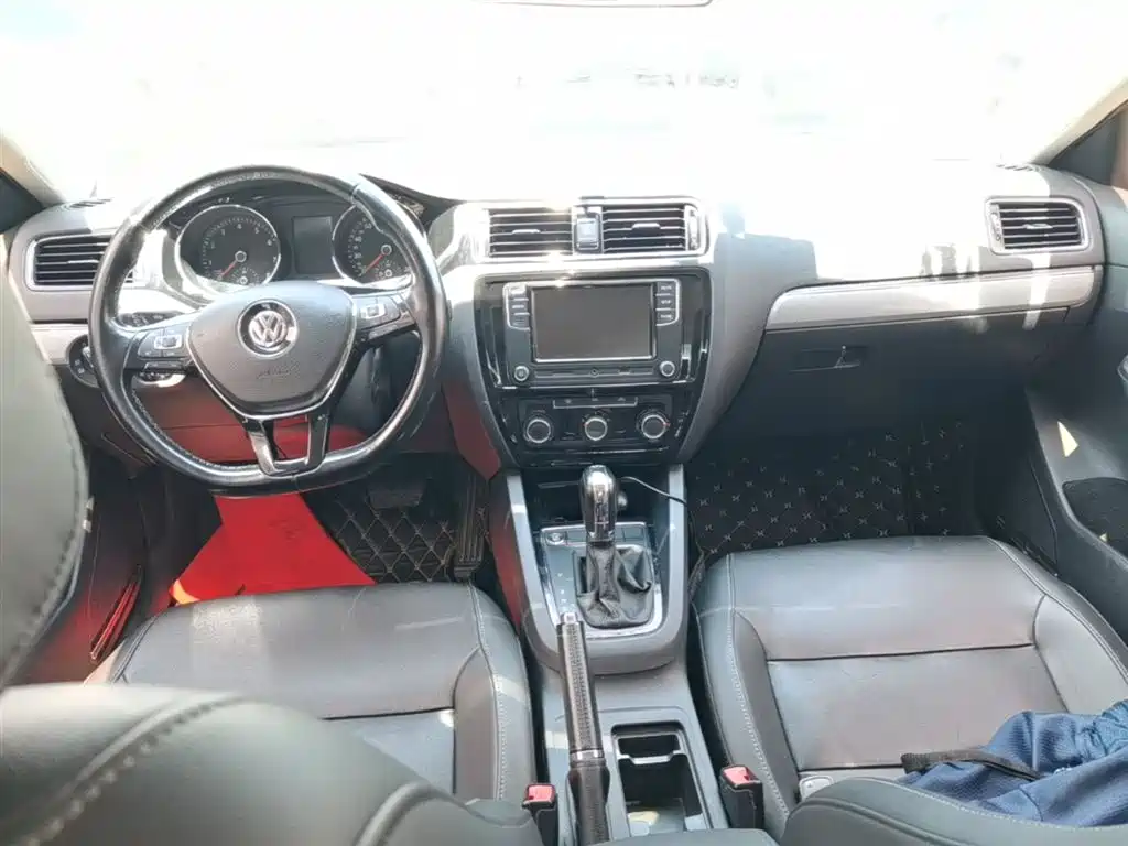 Volkswagen Sagitar 2017 230TSI Automatic Comfort