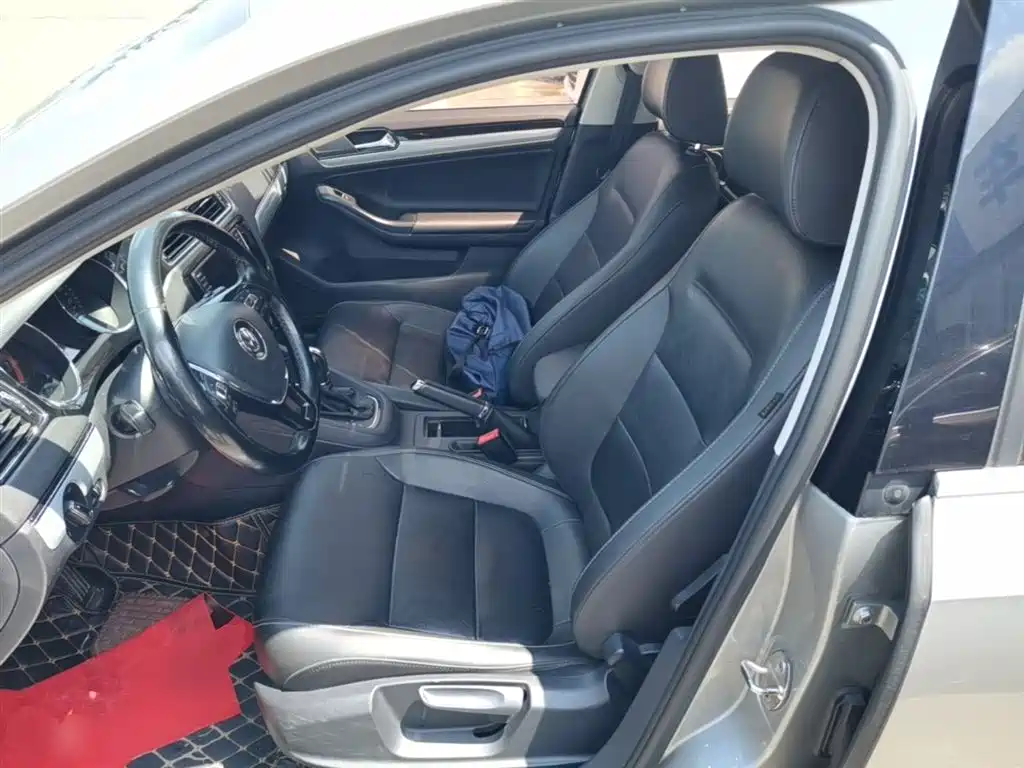 Volkswagen Sagitar 2017 230TSI Automatic Comfort