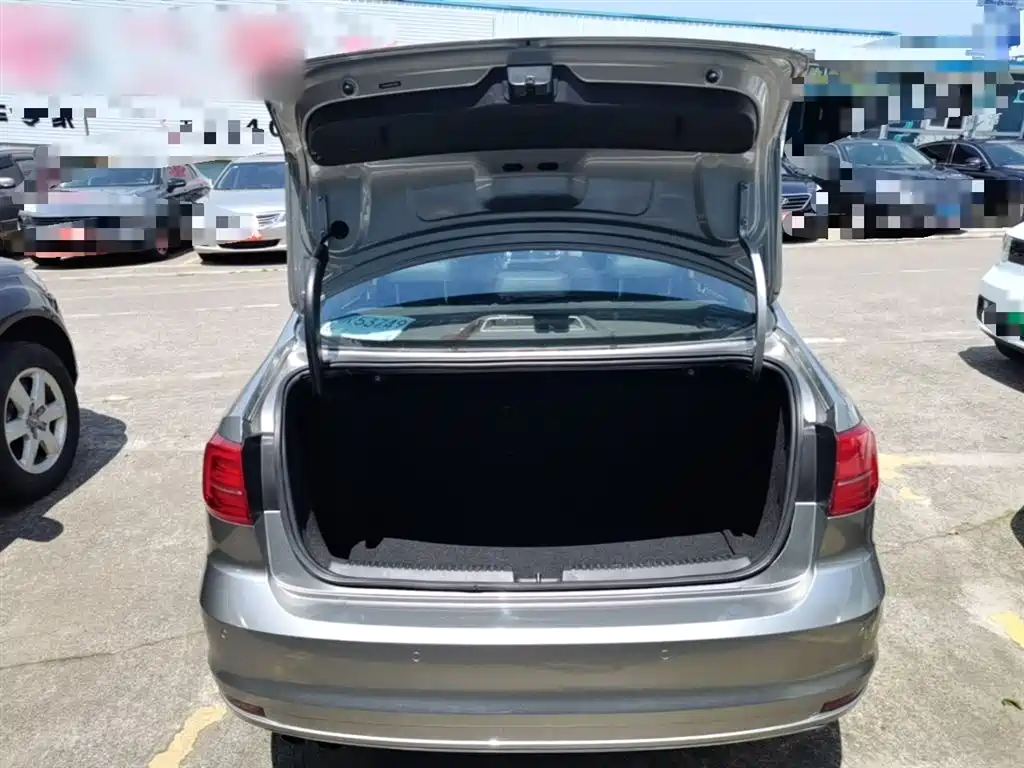 Volkswagen Sagitar 2017 230TSI Automatic Comfort