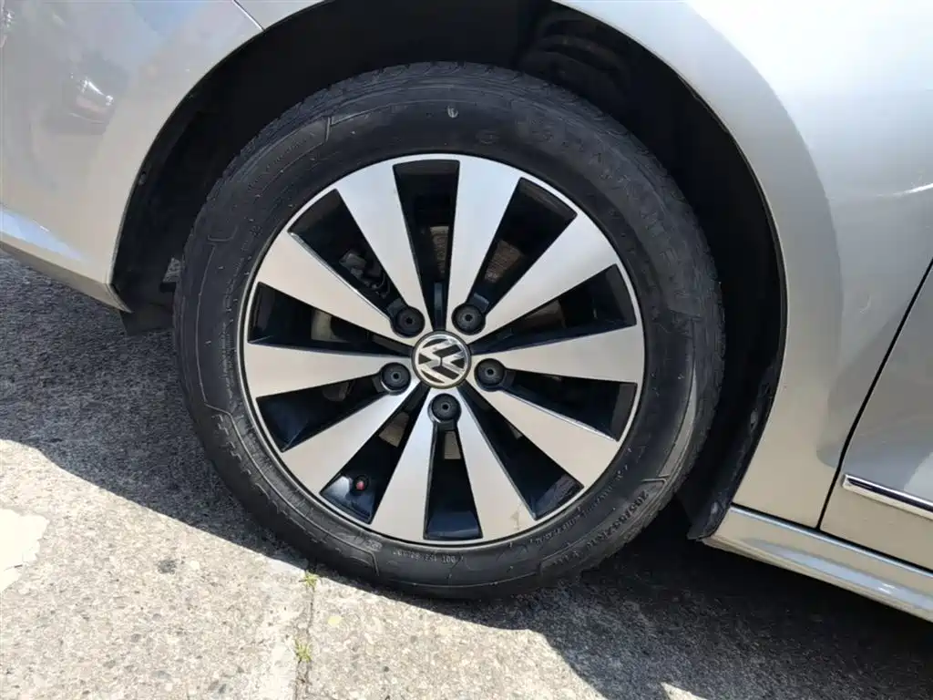 Volkswagen Sagitar 2017 230TSI Automatic Comfort