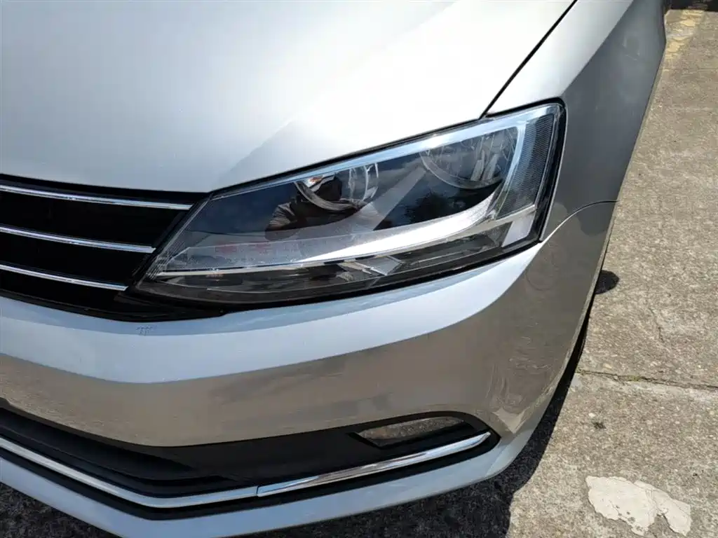 Volkswagen Sagitar 2017 230TSI Automatic Comfort