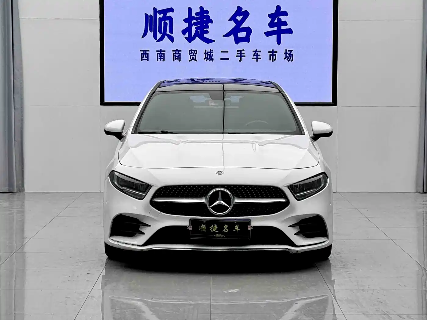 Mercedes-Benz Mercedes-Benz A-Class 2019 A 180 L Sport Sedan