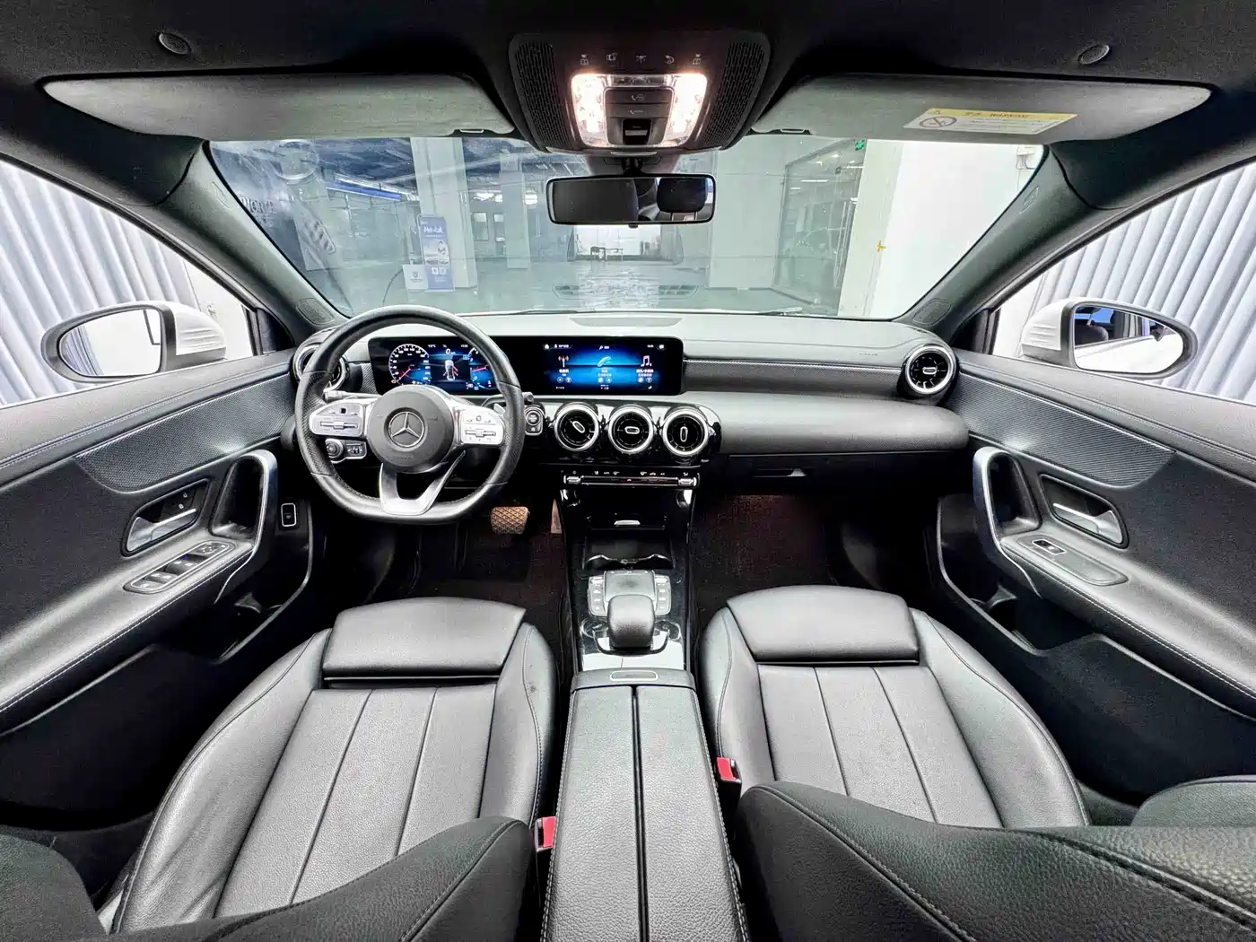 Mercedes-Benz Mercedes-Benz A-Class 2019 A 180 L Sport Sedan