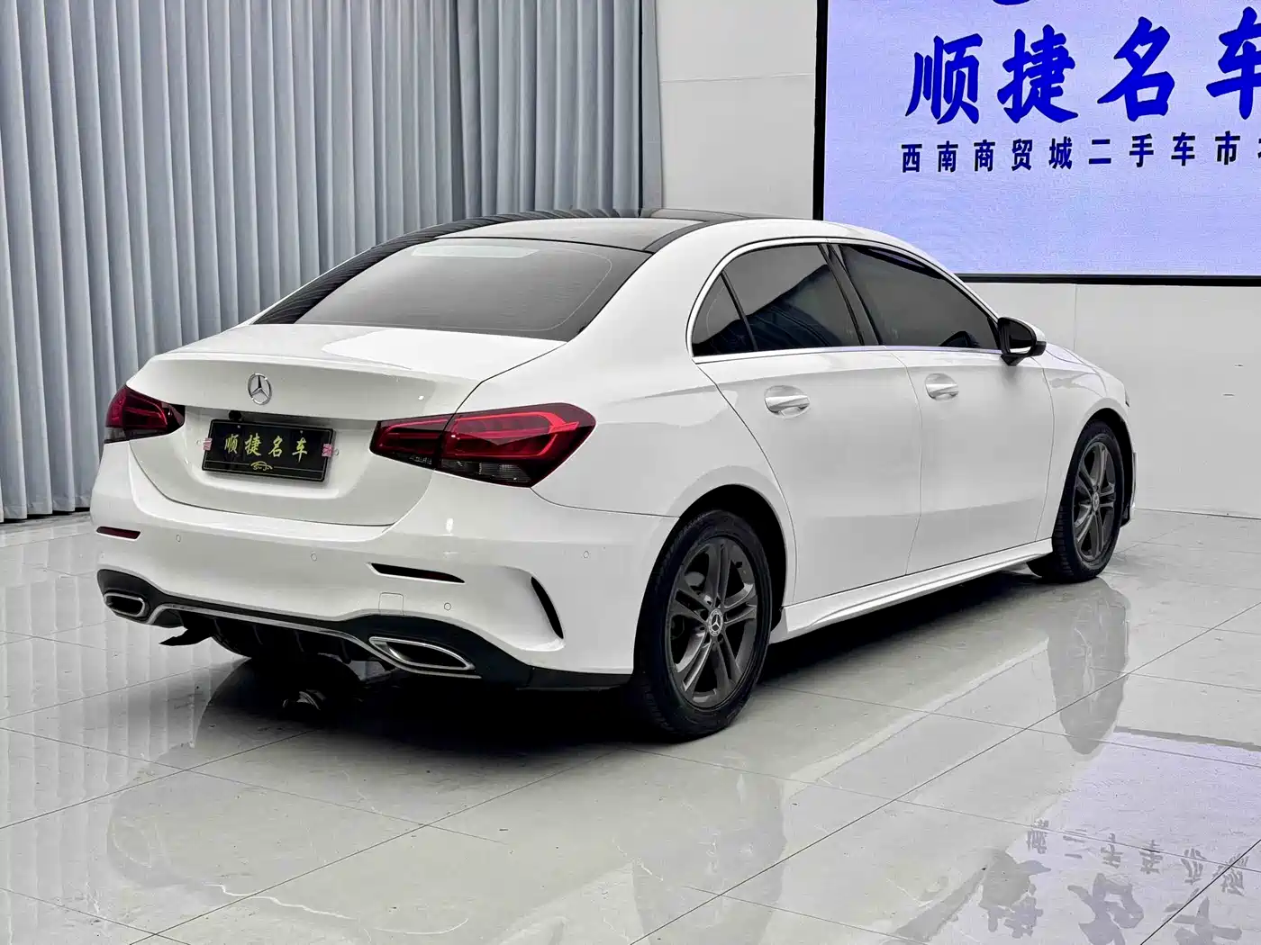 Mercedes-Benz Mercedes-Benz A-Class 2019 A 180 L Sport Sedan