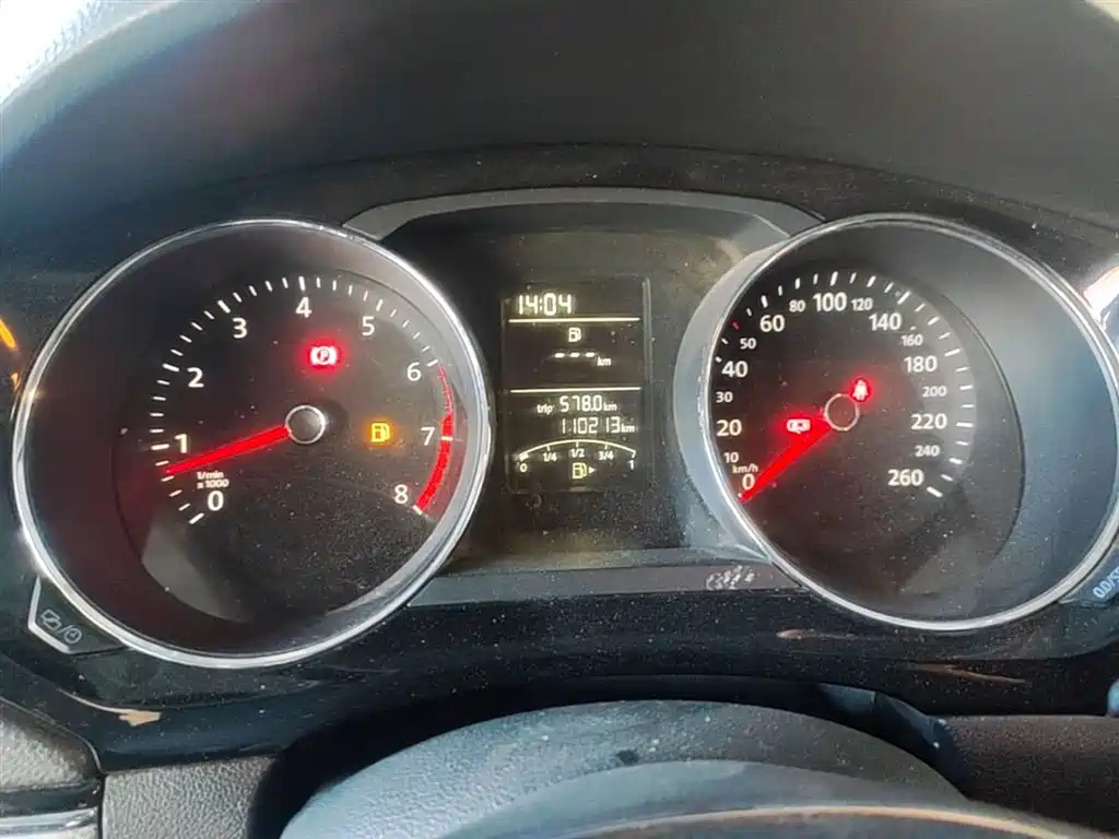 Volkswagen Sagitar 2015 1.6L Manual Comfort
