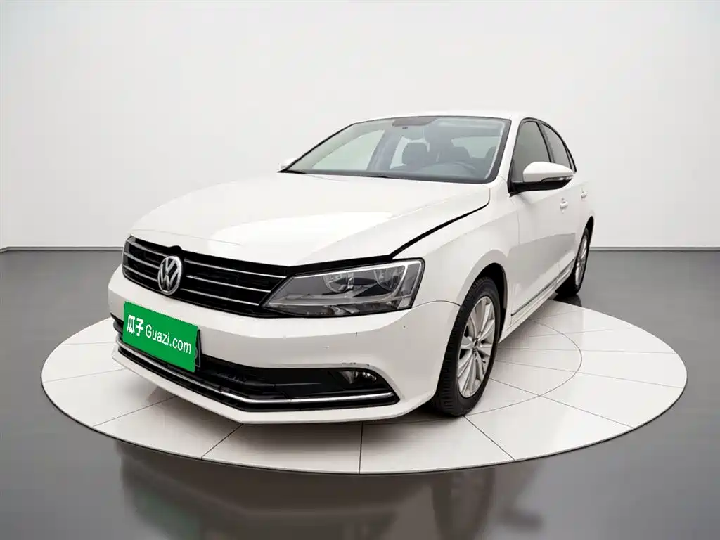 Volkswagen Sagitar 2015 1.6L Automatic Comfort