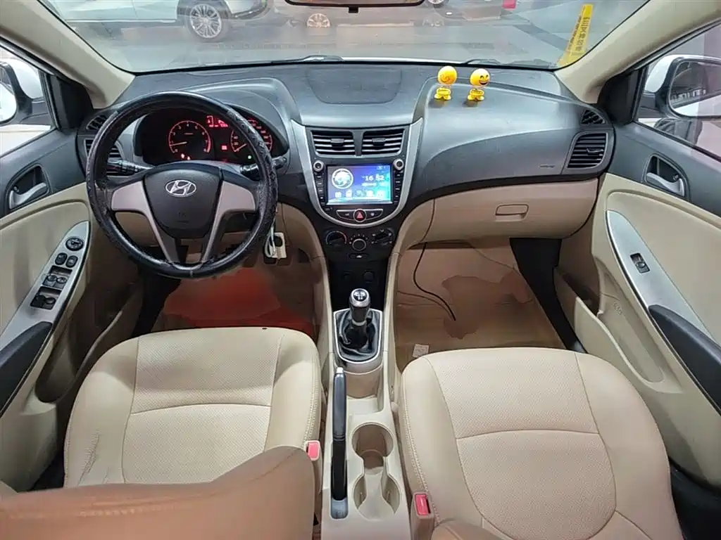 Hyundai Verna 2014 1.4L Manual Smart GLS