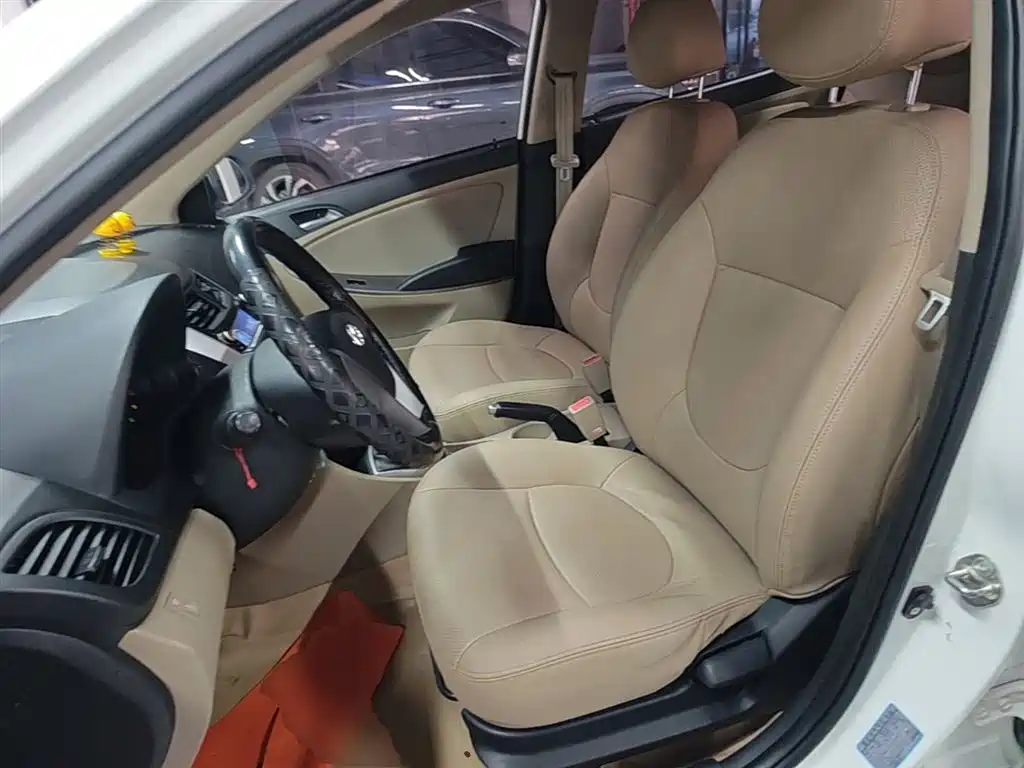 Hyundai Verna 2014 1.4L Manual Smart GLS