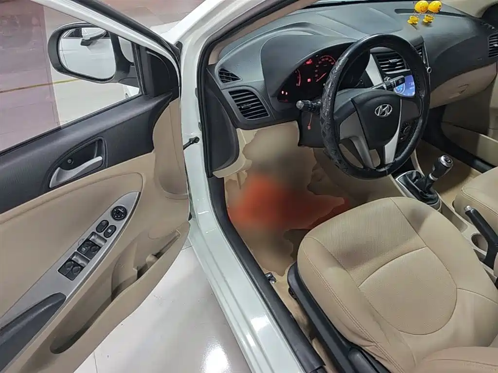 Hyundai Verna 2014 1.4L Manual Smart GLS