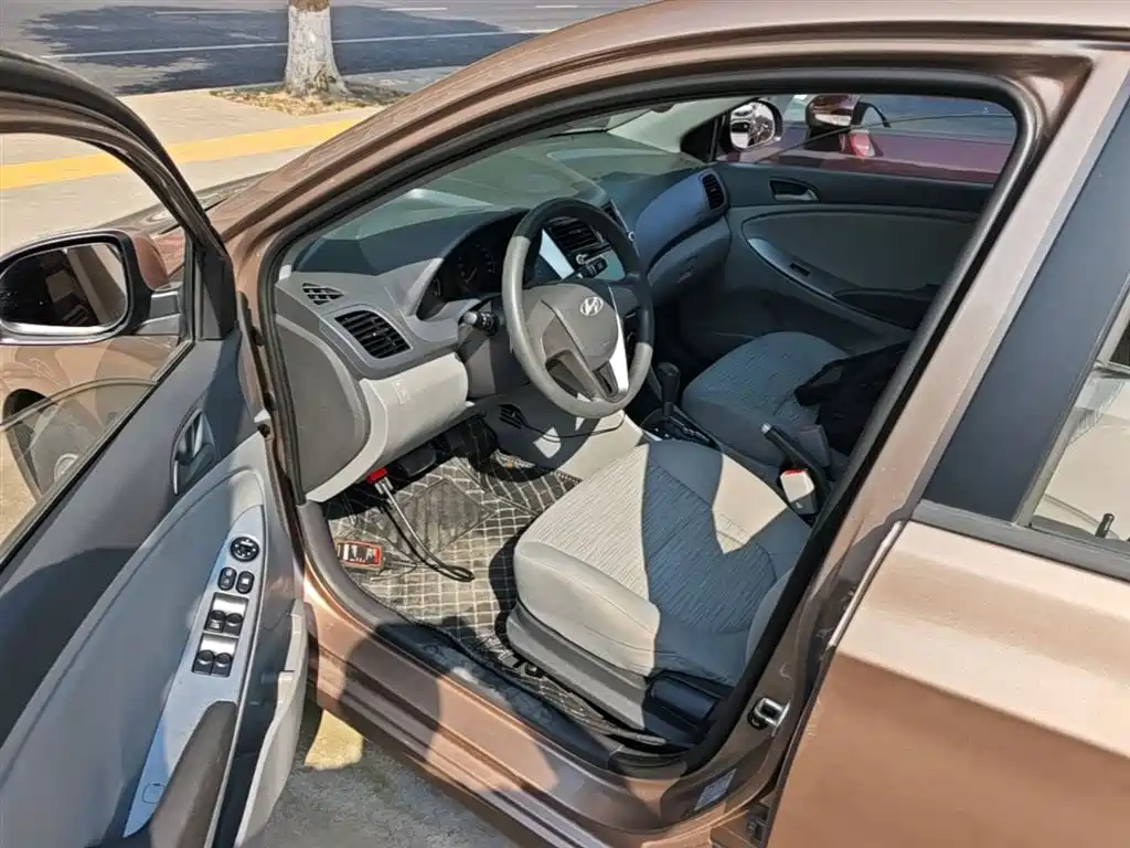 Hyundai Verna 2016 1.4L Automatic Smart GLS