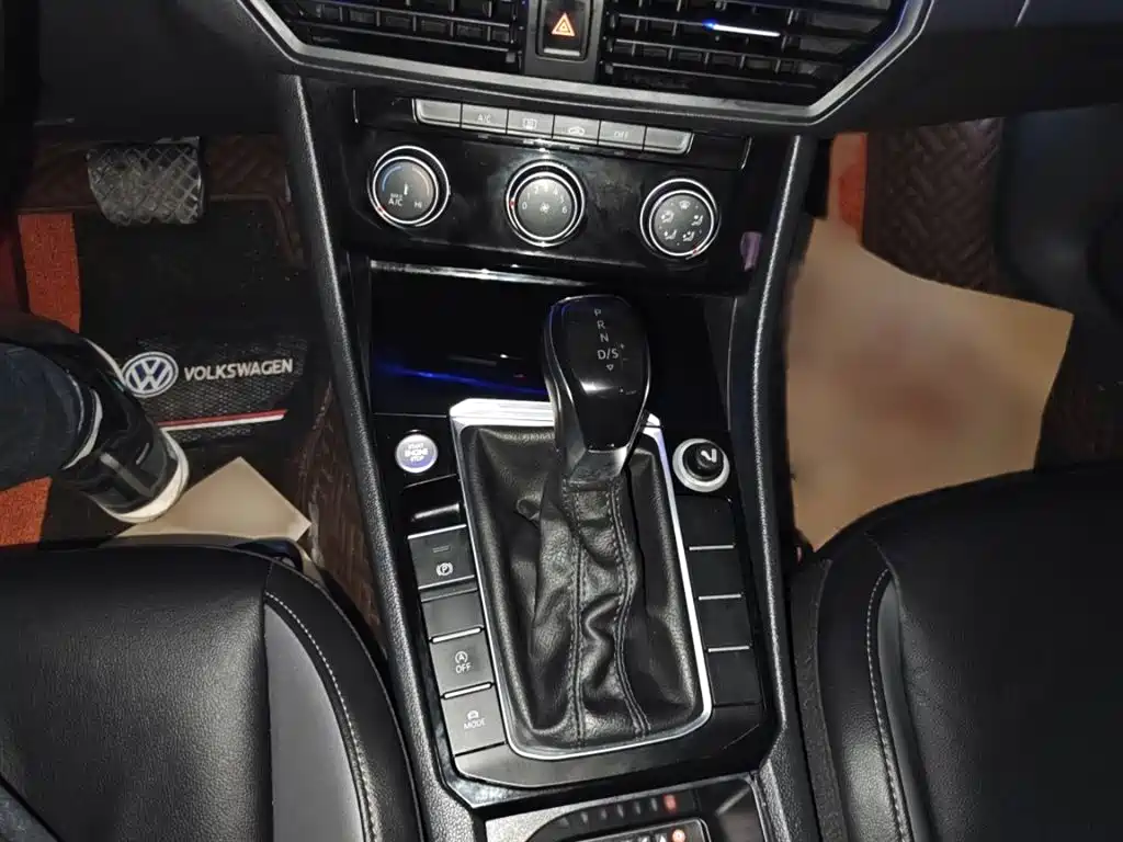 Volkswagen Sagitar 2020 200TSI DSG Comfort China VI
