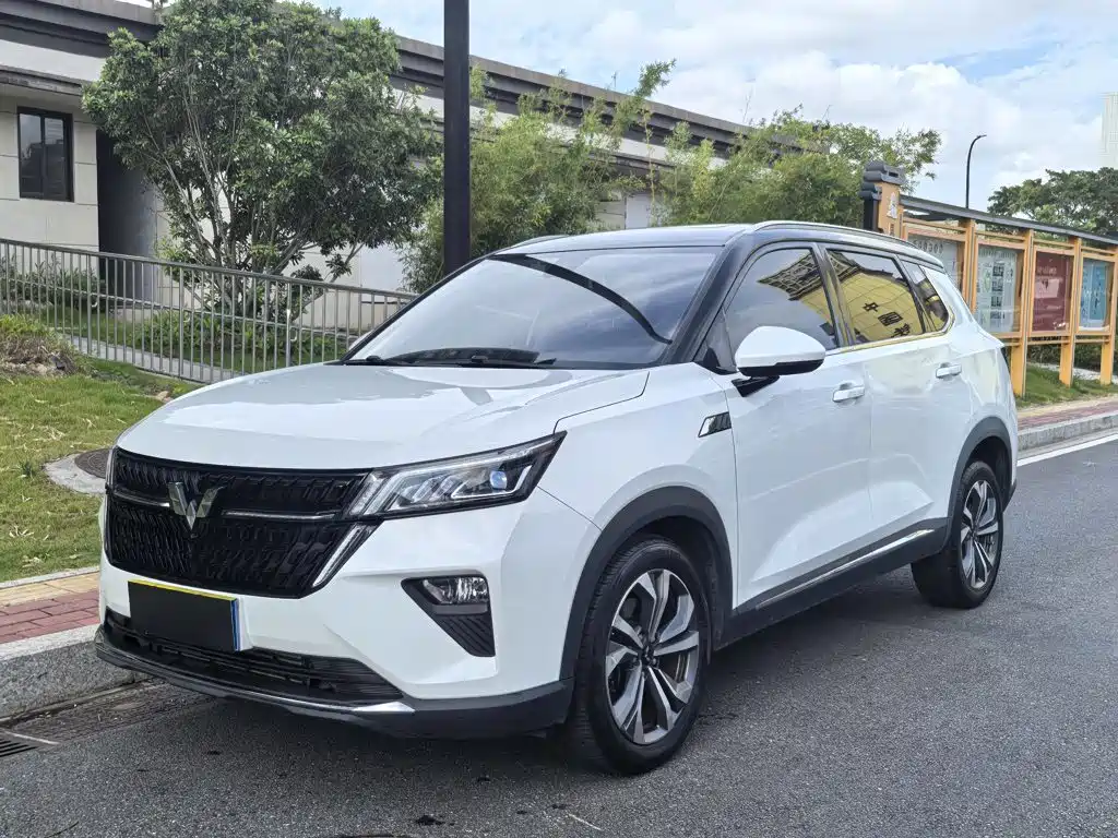 Wuling Motors Wuling Xingchen 2021 1.5T CVT Starlight Edition