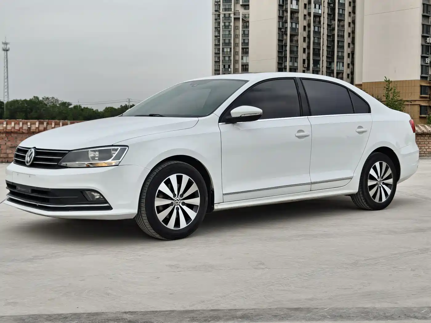 Volkswagen Sagitar 2017 230TSI Automatic Comfort