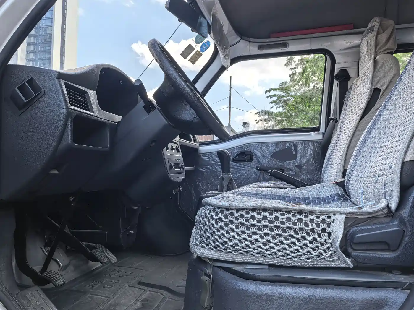 Wuling Motors Wuling Zhiguang 2015 1.2L Utility LSI