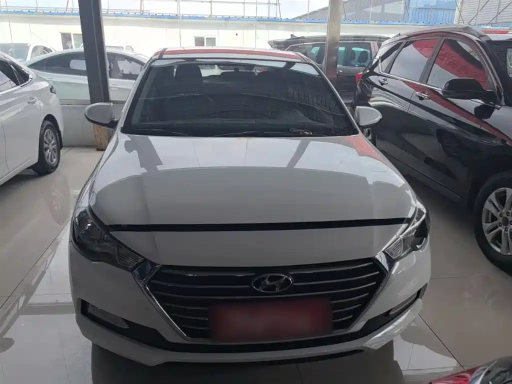 Hyundai Hyundai Verna 2016 1.4L Automatic Cool Edition GLS