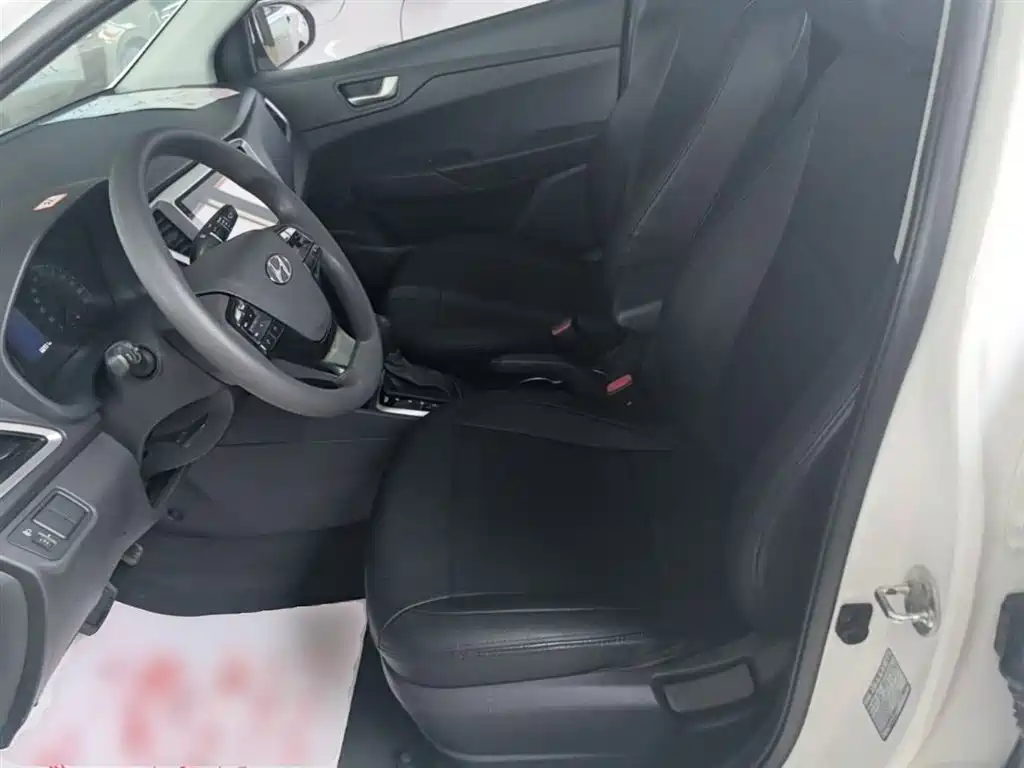 Hyundai Hyundai Verna 2016 1.4L Automatic Cool Edition GLS