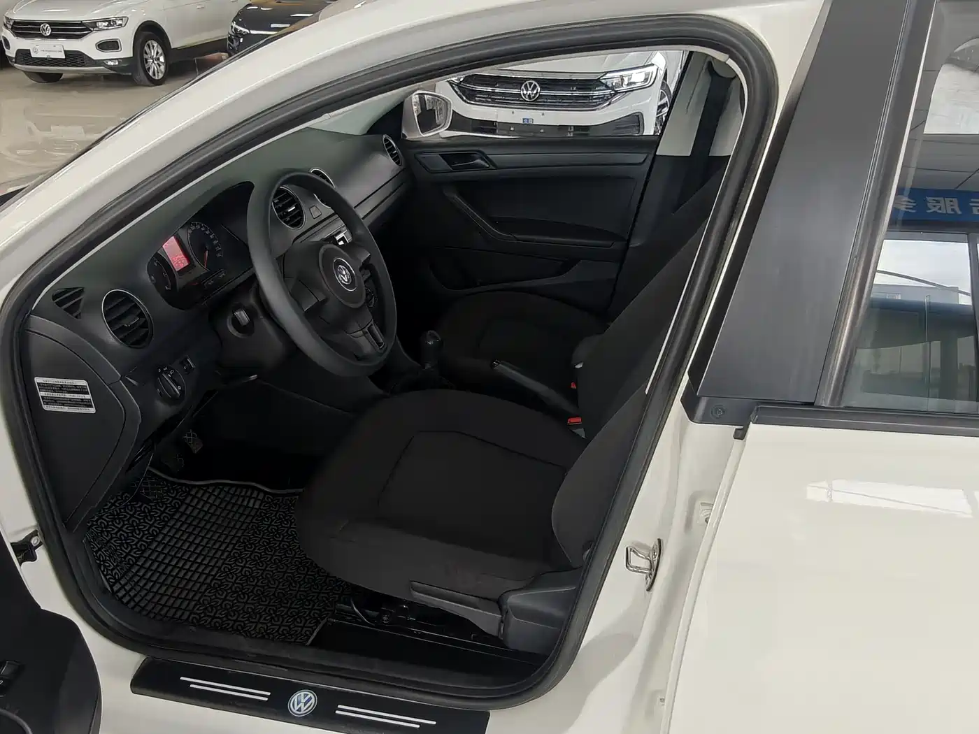 Volkswagen Jetta 2015 Quality Edition 1.4L Manual Fashion