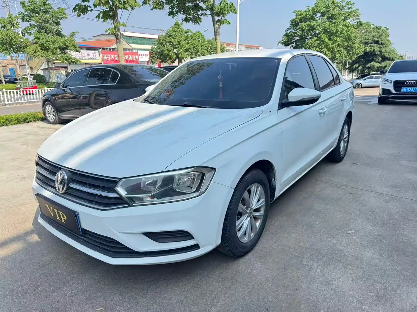 Volkswagen Bora 2017 1.6L Manual Fashion Edition