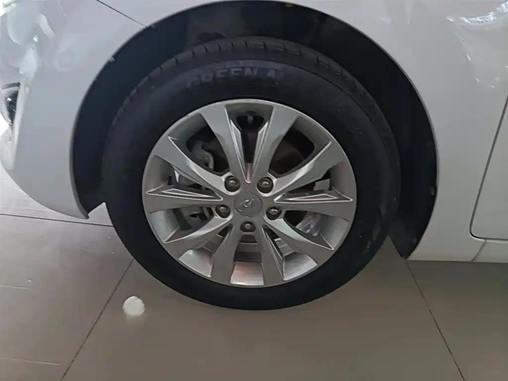 Hyundai Langdong 2016 1.6L Automatic Premium Edition