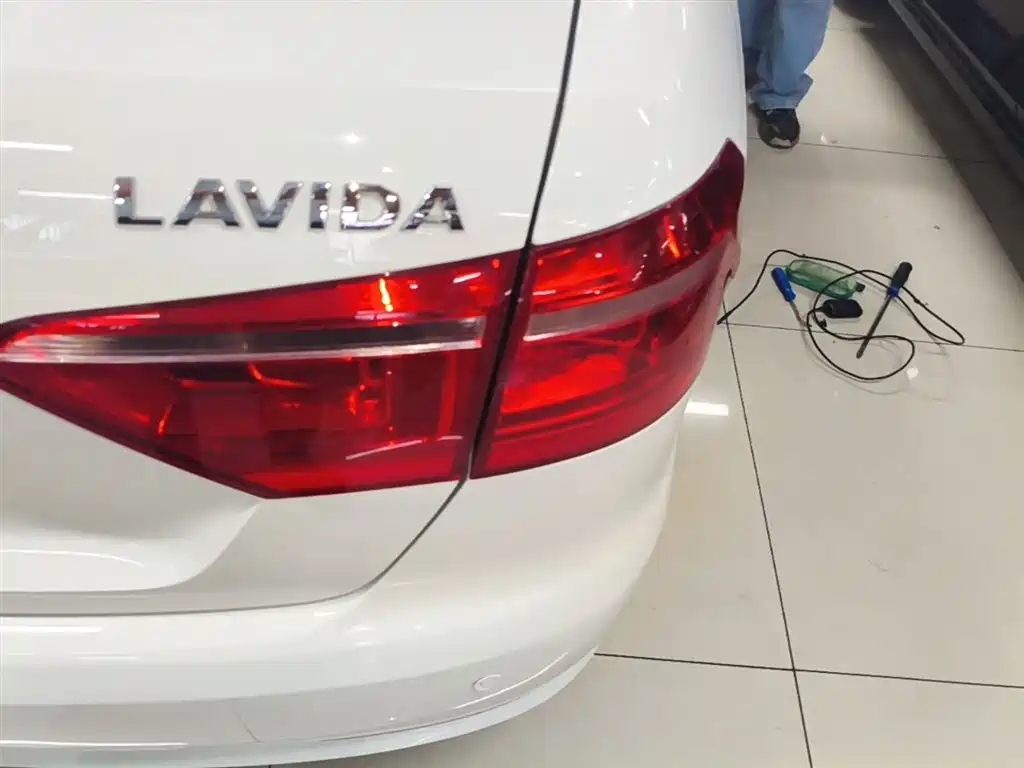 Volkswagen Lavida 2017 1.6L Automatic Comfort Edition