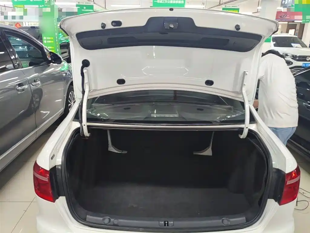 Volkswagen Lavida 2017 1.6L Automatic Comfort Edition