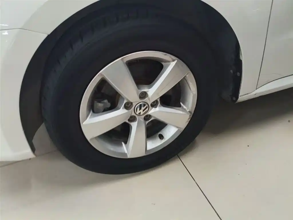 Volkswagen Lavida 2017 1.6L Automatic Comfort Edition